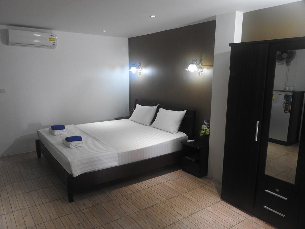 Allstar Guesthouse Карон Экстерьер фото