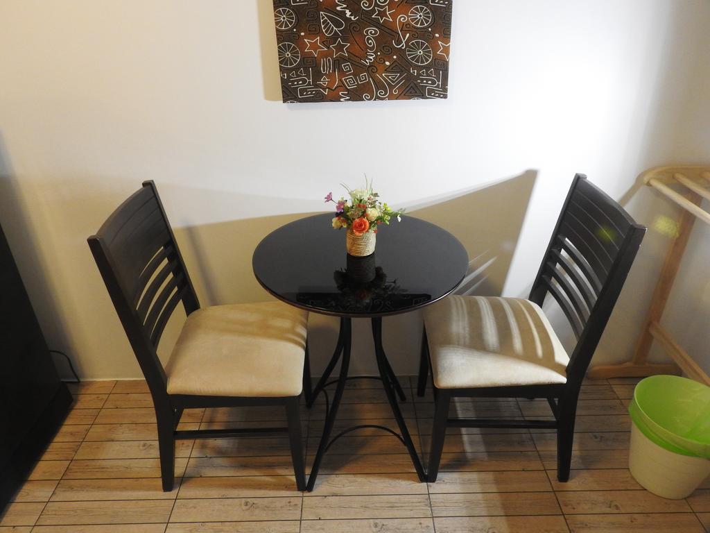 Allstar Guesthouse Карон Экстерьер фото