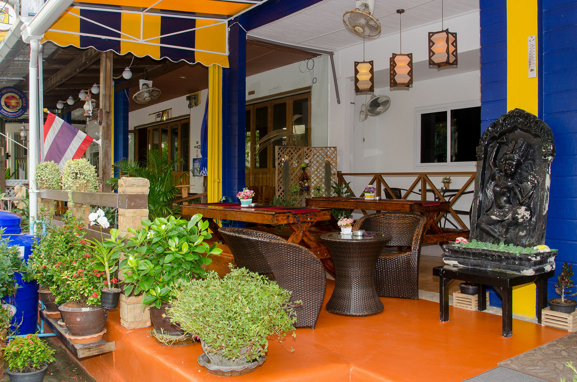 Allstar Guesthouse Карон Экстерьер фото