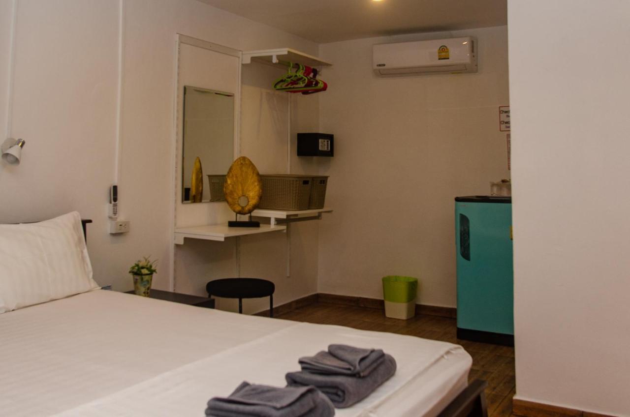Allstar Guesthouse Карон Экстерьер фото