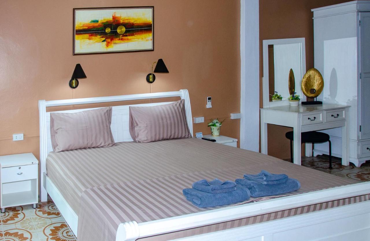 Allstar Guesthouse Карон Экстерьер фото